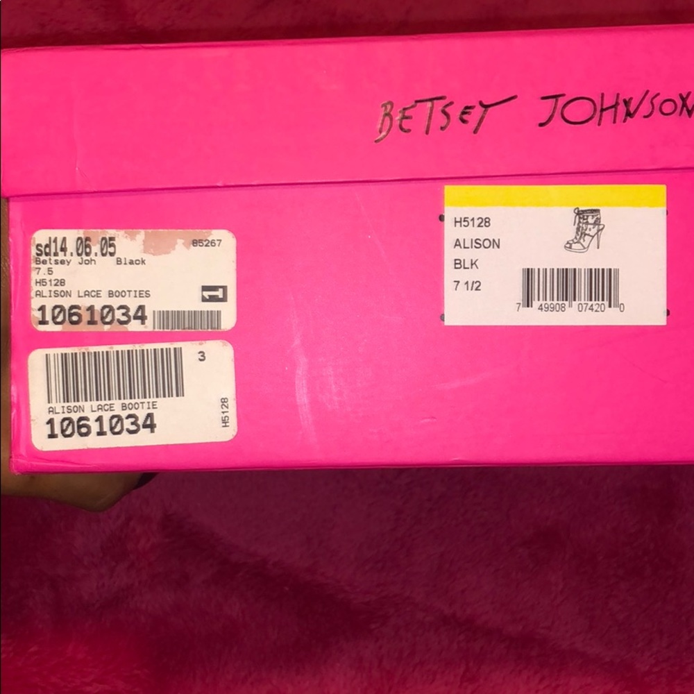 Betsy Johnson Lace Platform Bootie - Picture 6 of 6